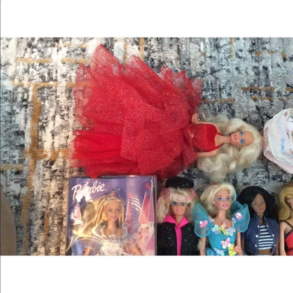 10 PIECE LOT OF VINTAGE BARBIE’S! EUC! - Picture 4 of 5